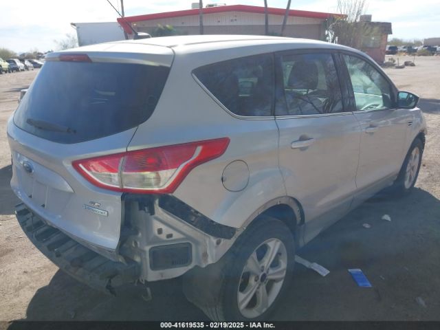 1FMCU0GX3EUB64164 Ford ESCAPE SE