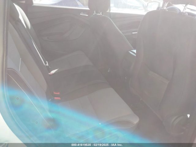 1FMCU0GX3EUB64164 Ford ESCAPE SE