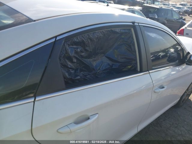 5NPE24AF9GH355689 Hyundai SONATA SE