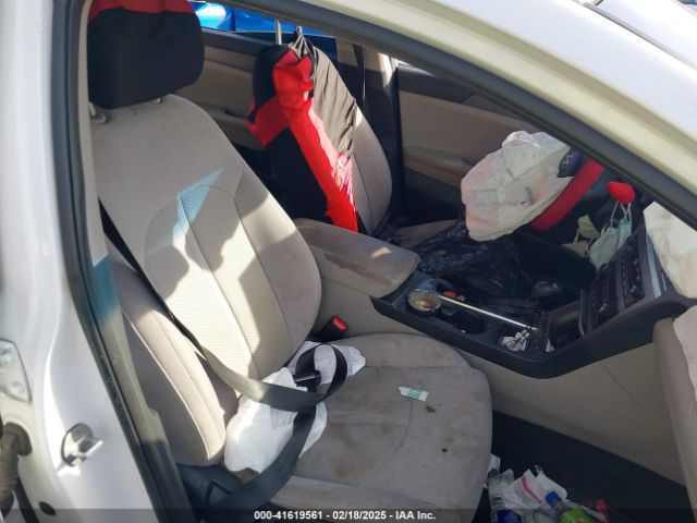 5NPE24AF9GH355689 Hyundai SONATA SE