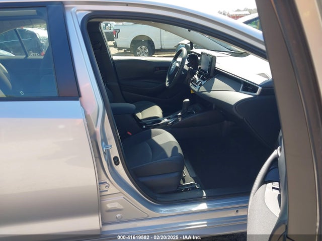 JTDEPMAE0N3021049 Toyota COROLLA LE