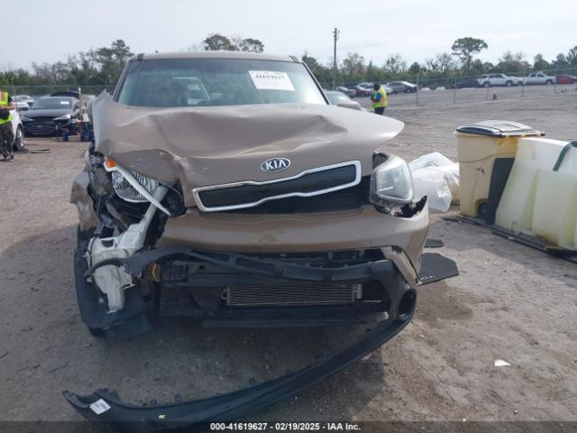 KNDJP3A54F7187688 KIA SOUL +