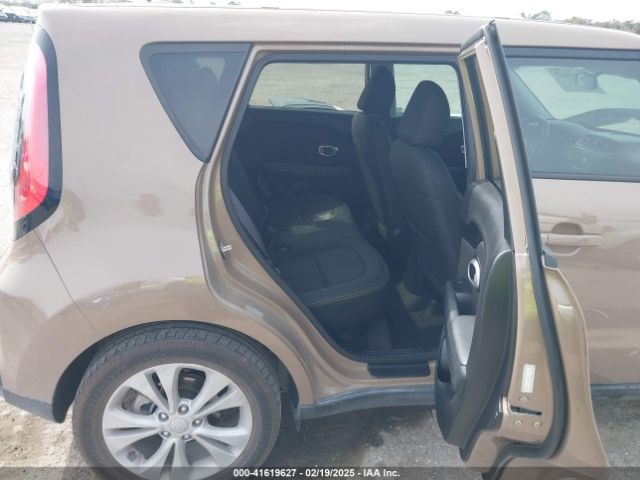 KNDJP3A54F7187688 KIA SOUL +