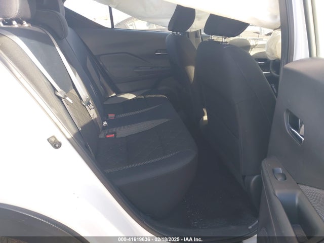 3N1CP5CU9JL531323 Nissan KICKS SV