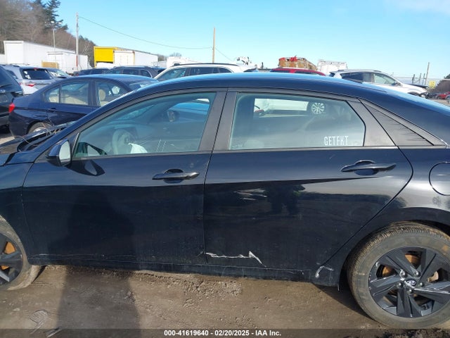 KMHLM4AG3MU091733 Hyundai ELANTRA SEL