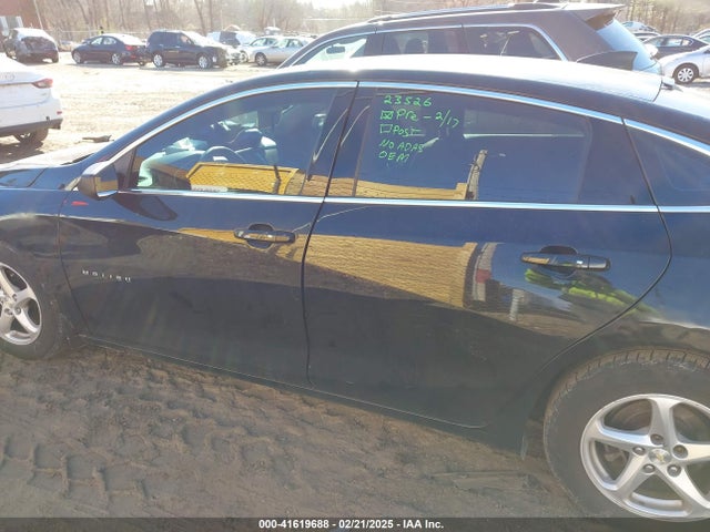 1G1ZB5ST1JF199881 Chevrolet Malibu 1ls