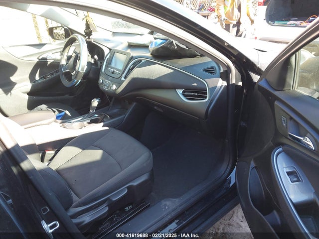 1G1ZB5ST1JF199881 Chevrolet Malibu 1ls