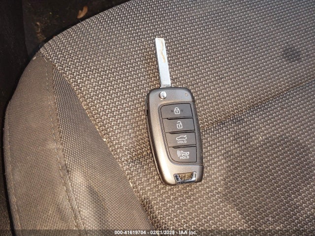 Hyundai ACCENT SE 2019 3KPC24A30KE065657 Image 11
