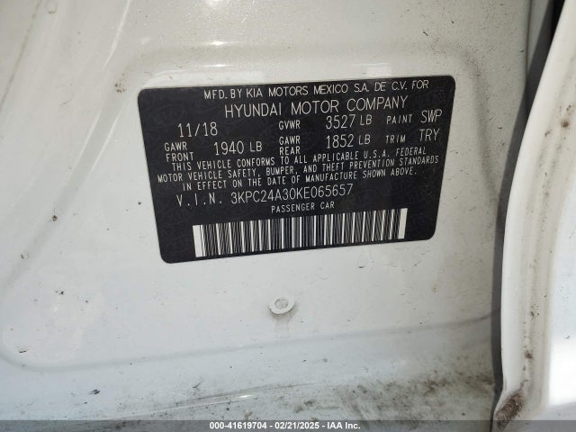 Hyundai ACCENT SE 2019 3KPC24A30KE065657 Image 9