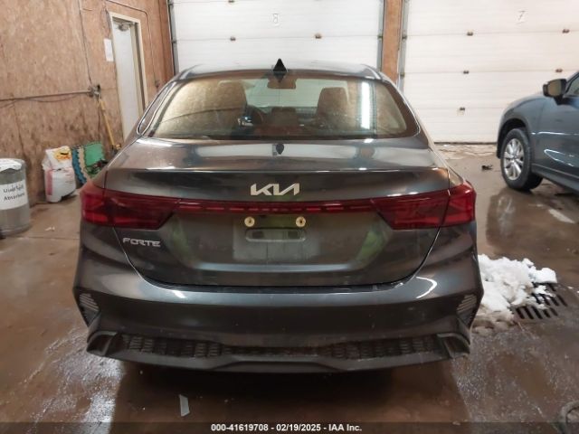 3KPF24AD3RE809784 KIA Forte Lxs