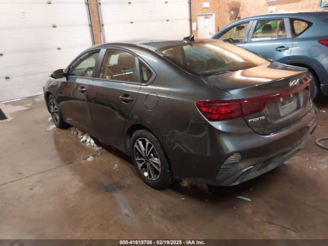 3KPF24AD3RE809784 KIA Forte Lxs