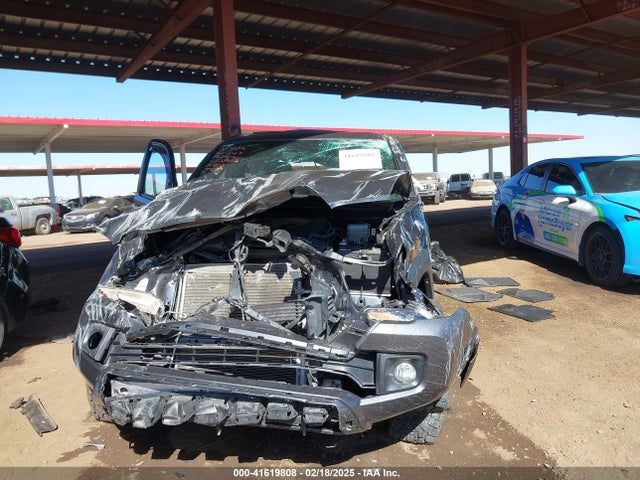 3TMCZ5AN7HM104214 Toyota Tacoma Trd Off Road
