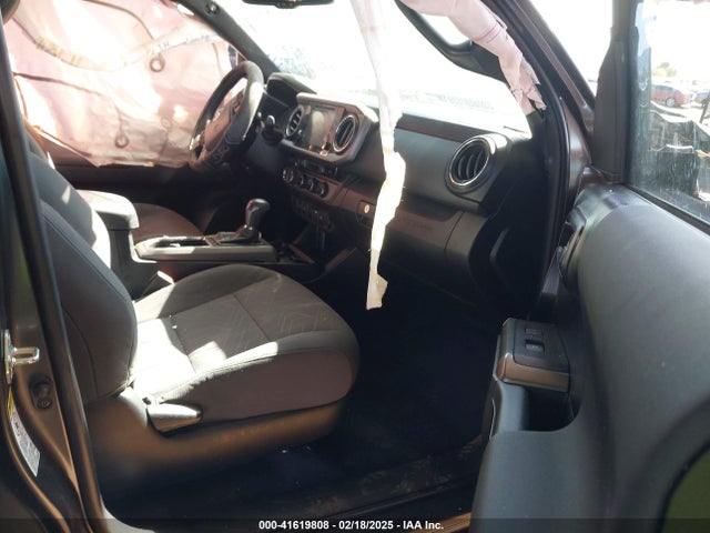 3TMCZ5AN7HM104214 Toyota Tacoma Trd Off Road