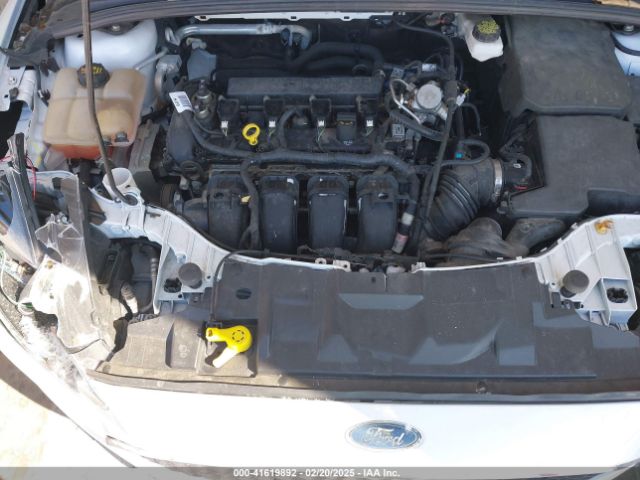 1FADP3H29JL303241 Ford FOCUS SEL