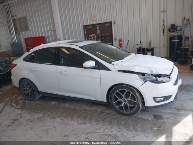 1FADP3H29JL303241 Ford FOCUS SEL