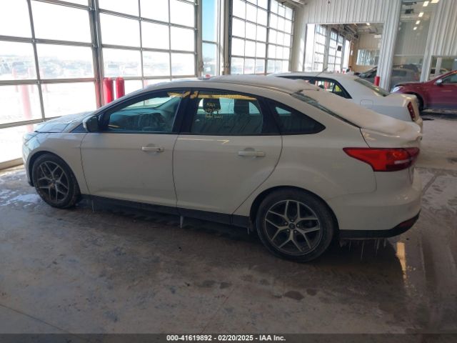 1FADP3H29JL303241 Ford FOCUS SEL