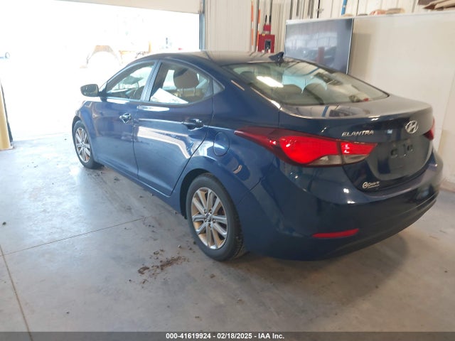 Hyundai ELANTRA SE 2015 5NPDH4AE4FH551149 Image 3