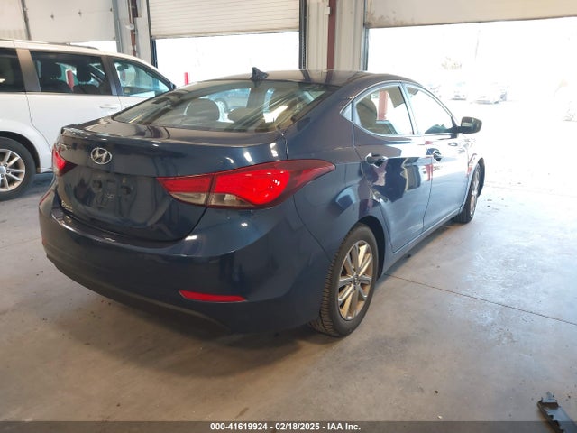 Hyundai ELANTRA SE 2015 5NPDH4AE4FH551149 Image 4