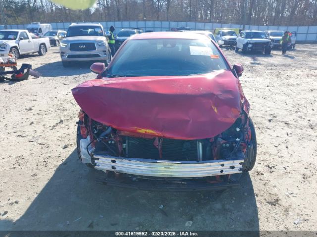 JTDEPRAE9LJ094569 Toyota COROLLA LE
