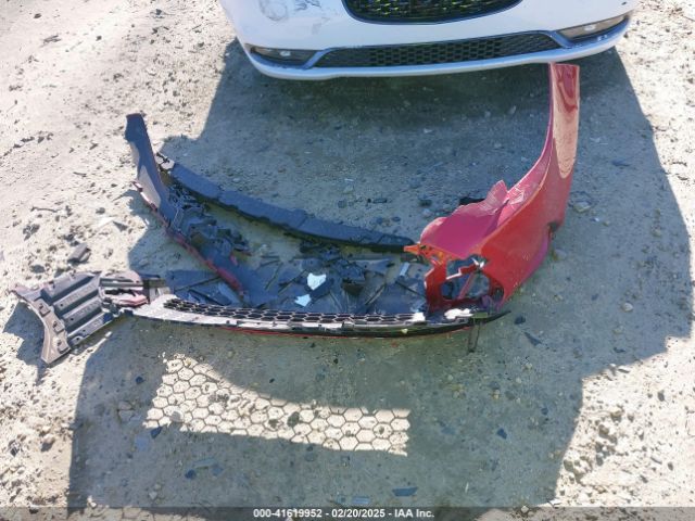JTDEPRAE9LJ094569 Toyota COROLLA LE