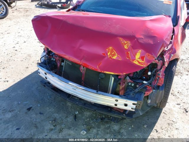 JTDEPRAE9LJ094569 Toyota COROLLA LE