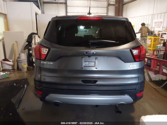1FMCU0GD8KUA68760 Ford ESCAPE SE