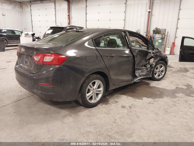 1G1BE5SMXH7105938 Chevrolet Cruze Lt Auto