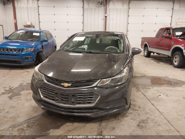 1G1BE5SMXH7105938 Chevrolet Cruze Lt Auto