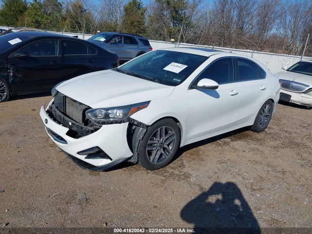 3KPF54ADXME330763 KIA FORTE EX