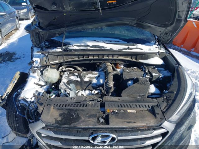 KM8J33A2XJU758415 Hyundai Tucson Value
