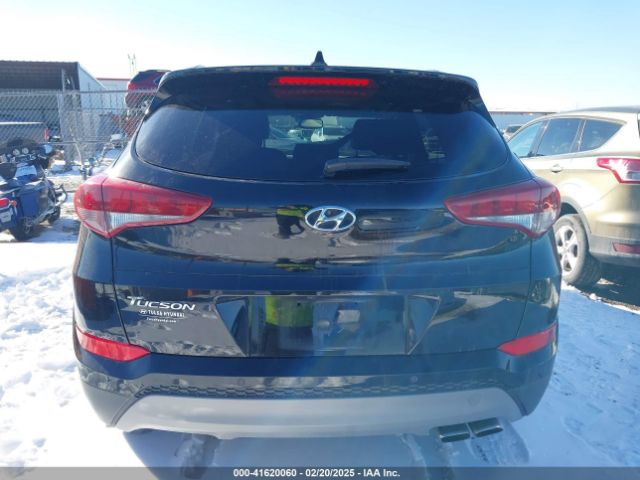 KM8J33A2XJU758415 Hyundai Tucson Value