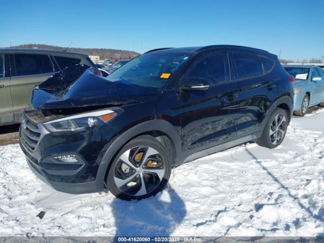 KM8J33A2XJU758415 Hyundai Tucson Value