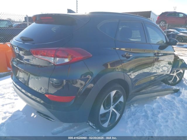 KM8J33A2XJU758415 Hyundai Tucson Value