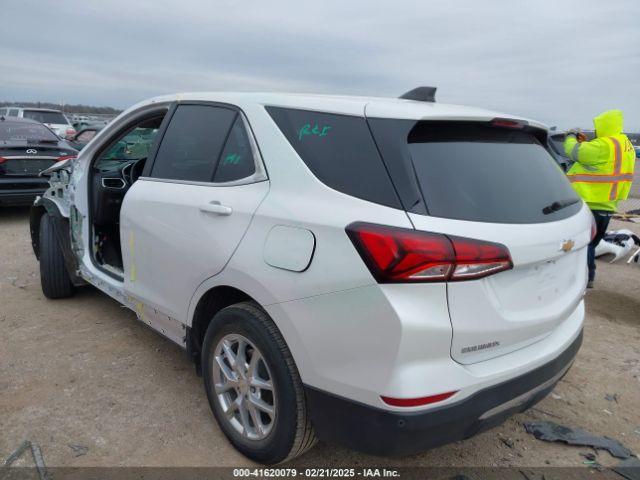 2022 CHEVROLET EQUINOX 3GNAXKEV2NL110159 Photo 2