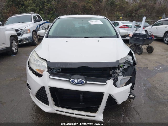 1FADP3K28EL386918 Ford FOCUS SE