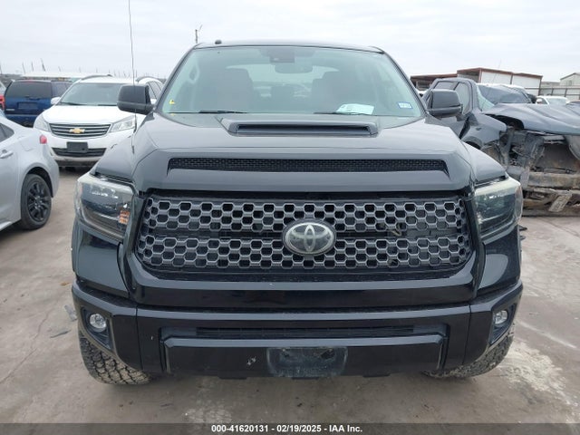 5TFDW5F17KX799010 Toyota Tundra Sr5 5.7l V8