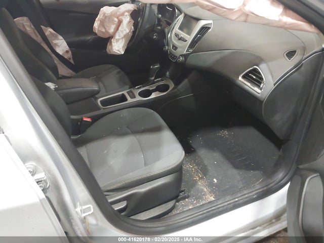 1G1BC5SM8J7239911 Chevrolet Cruze Ls Auto