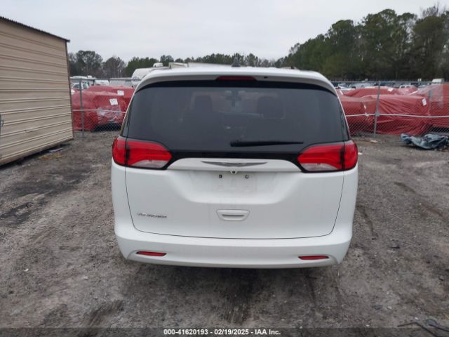 2C4RC1CG4MR555333 Chrysler Voyager Lx