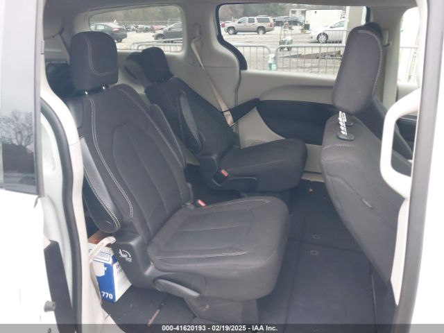 2C4RC1CG4MR555333 Chrysler Voyager Lx