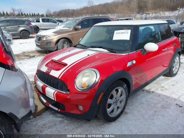 2010 MINI COOPER S WMWMF7C52ATW89293 Photo 1