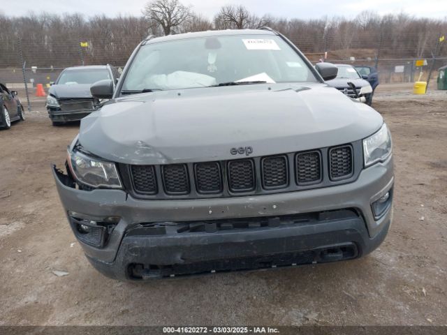 3C4NJDAB3KT723860 Jeep Compass Upland Edition 4x4