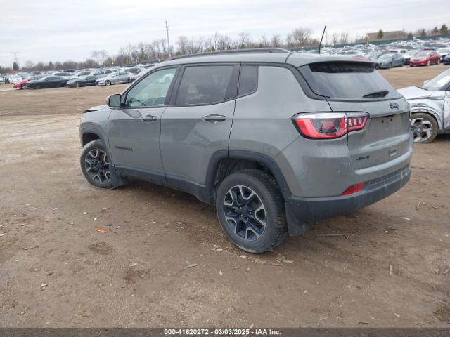3C4NJDAB3KT723860 Jeep Compass Upland Edition 4x4