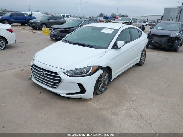 Hyundai ELANTRA SEL 2018 5NPD84LF2JH239233 Image 2