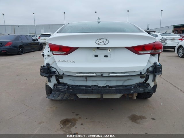 Hyundai ELANTRA SEL 2018 5NPD84LF2JH239233 Image 6