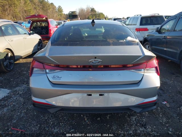 5NPLS4AGXPH118600 Hyundai ELANTRA SEL