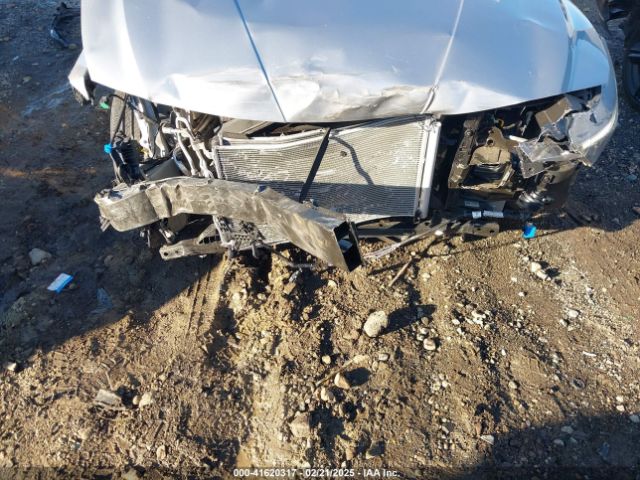 5NPLS4AGXPH118600 Hyundai ELANTRA SEL