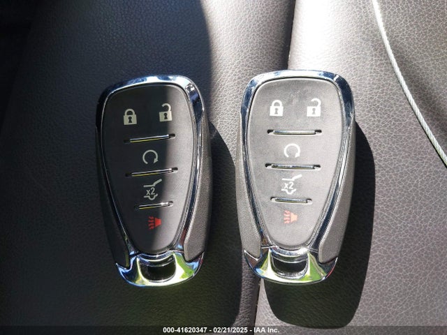 Продажа на аукционе авто 2023 Chevrolet Traverse Awd Lt Leather, vin: 1GNEVHKW7PJ260835, номер лота: 41620347