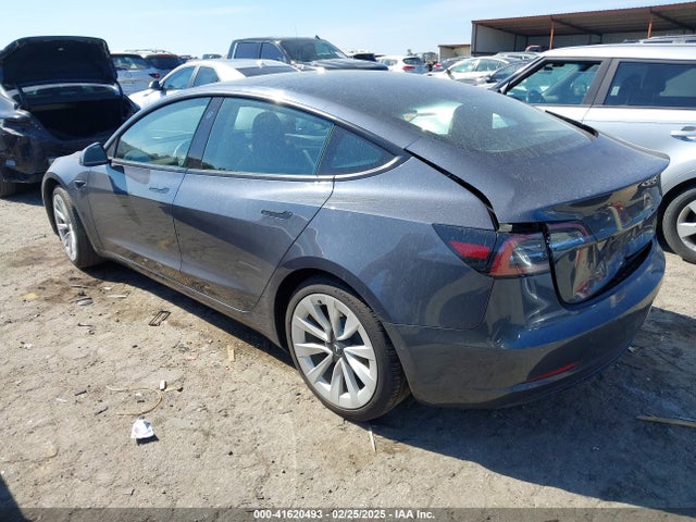 2021 TESLA MODEL 3 5YJ3E1EA7MF869904 Photo 2