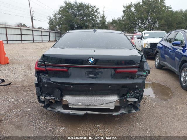WBA7T2C06MCE57381 BMW 740I