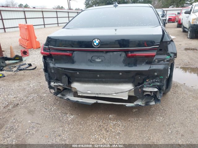 WBA7T2C06MCE57381 BMW 740I